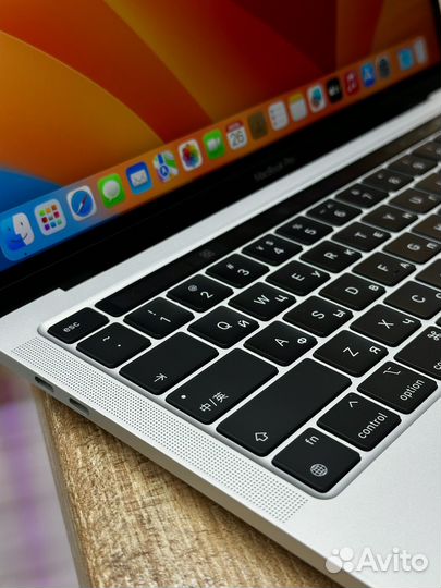 MacBook Pro M1 8/256Gb Silver