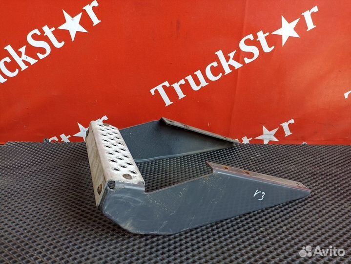 Подножка ящика акб Renault T, Volvo FH