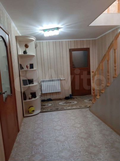 Коттедж 267,1 м² на участке 10 сот.