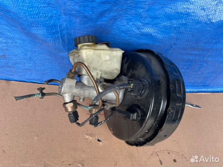 Главный тормозной цилиндр Volvo S80 P2 2 2002