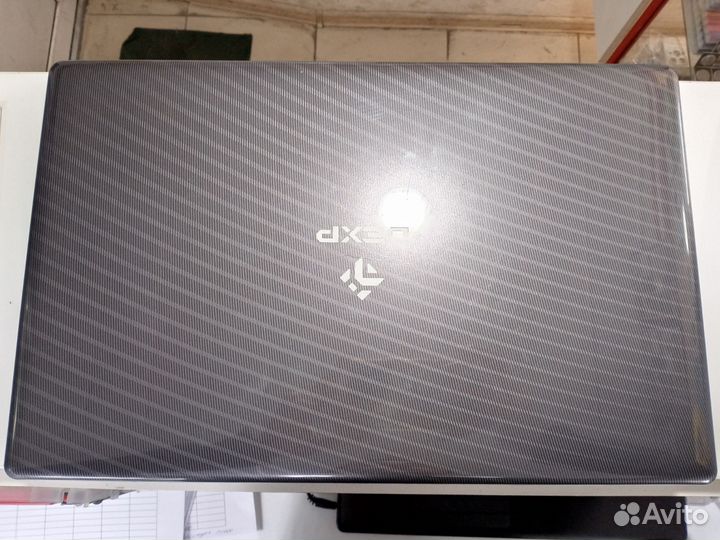 Ноутбук dexp cpv-670-sb 17.3 i5-4210m/8gb/940m 2gb