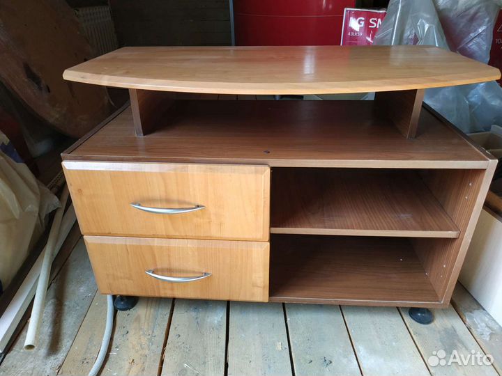 Тумба под телевизор