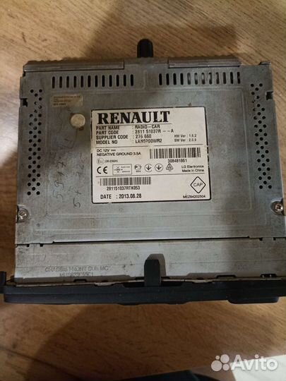 Штатная магнитола Renault под ремонт