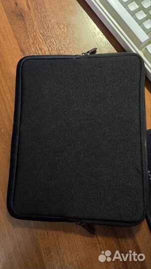 iPad 1 поколения / 1st generation