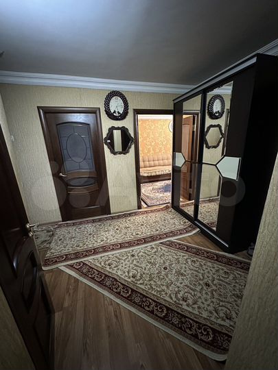 3-к. квартира, 100 м², 4/5 эт.