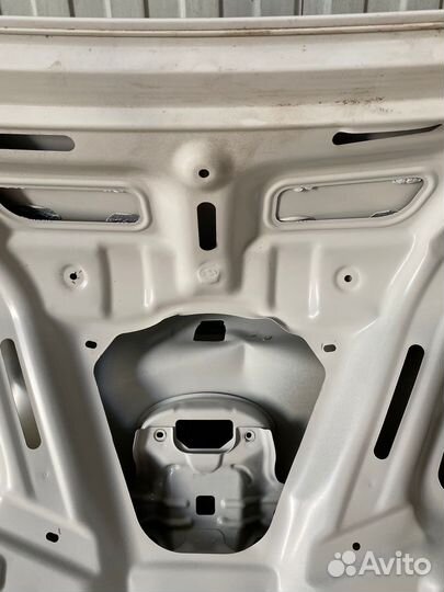 Крышка багажника Hyundai Elantra 6