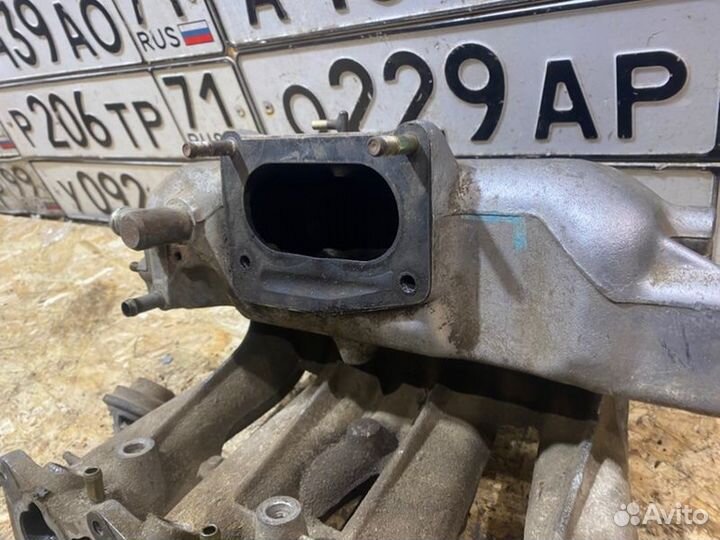 Впускной коллектор Kia Sportage