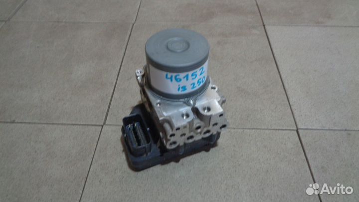 Блок ABS (насос) Lexus IS (XE30)