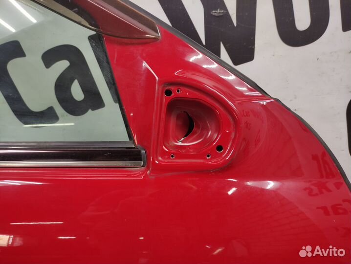 Передняя правая дверь Мерседес C203