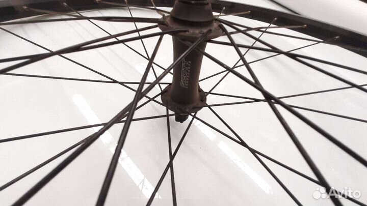 Колесо для шоссейного велосипеда