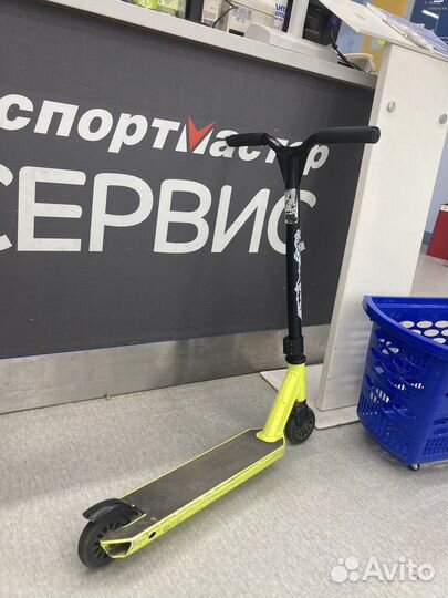 Любимый трюковой самокат