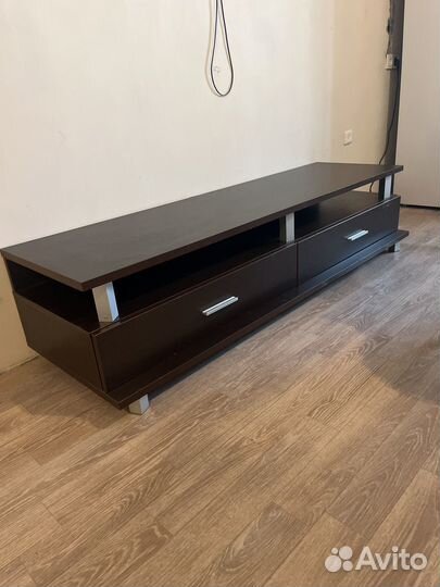 Тумба под телевизор