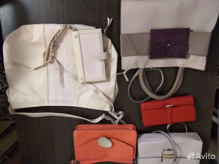 Женские сумочки,клач