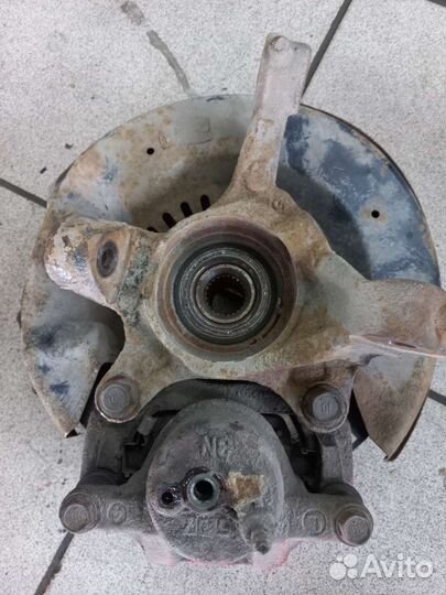 Ступица передняя левая toyota NCP61