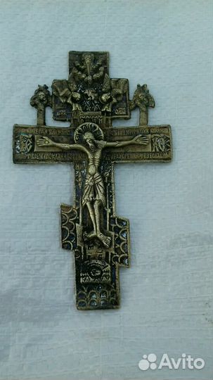 Старинный крест