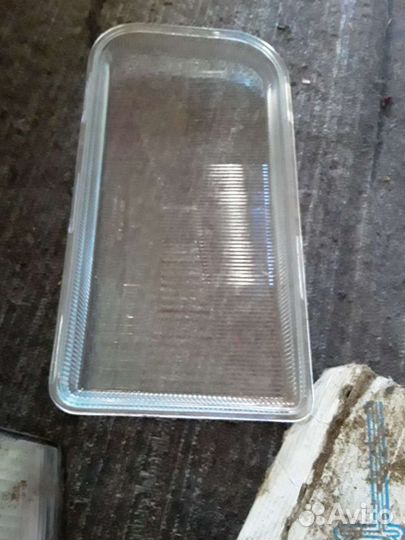 Стекло правой фары фольсваген пассат б3