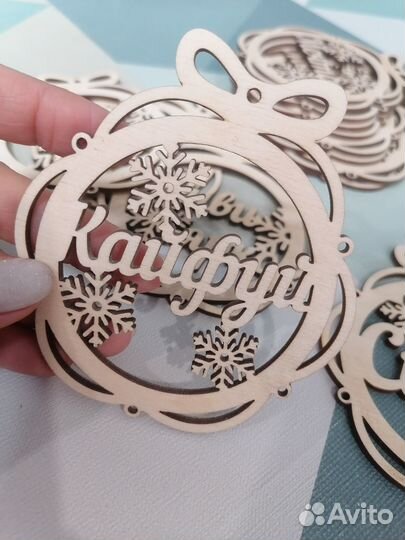 Новогодние сувениры. Украшения со смыслом