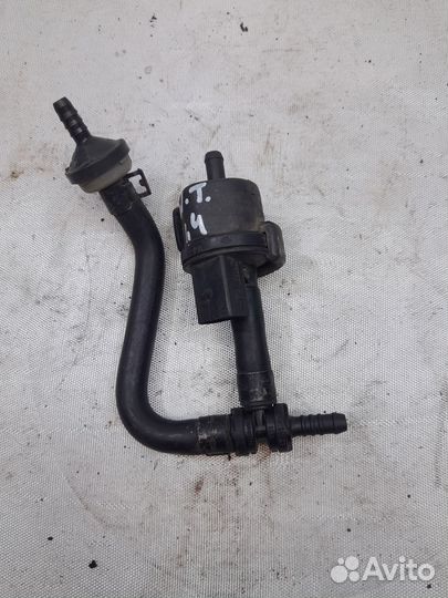 Клапан вакуумный Volkswagen