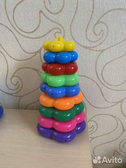 Развивающие игрушки для малыша