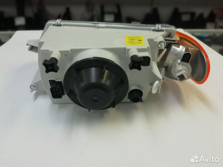 Фара ваз 2115