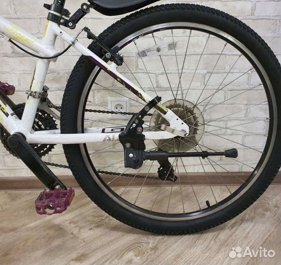 Велосипед GT Laguna 26