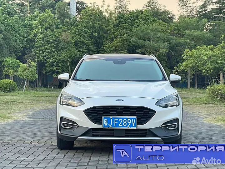 Ford Focus 1.5 AT, 2021, 27 000 км