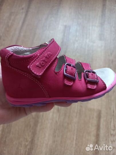 Босоножки для девочки 25 размер