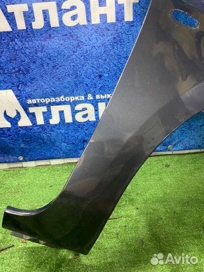 Крыло переднее правое Mazda 3 BK седан Z6 2007