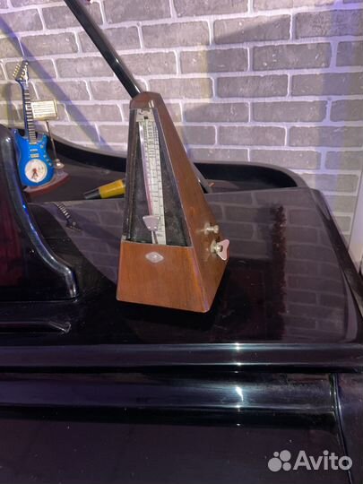 Метроном механический