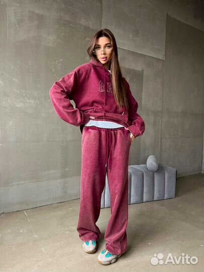 Костюм женский Gap