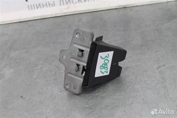 Замок багажника Volvo XC90 2014-2019