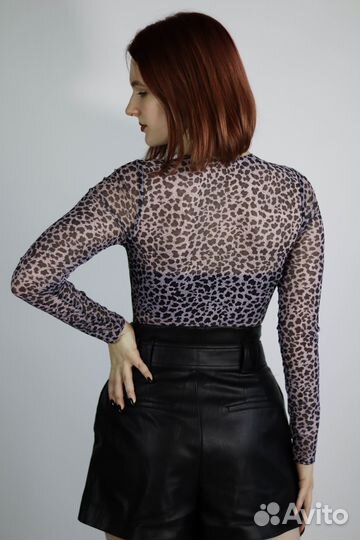 Боди классическое из сетчатой ткани леопард