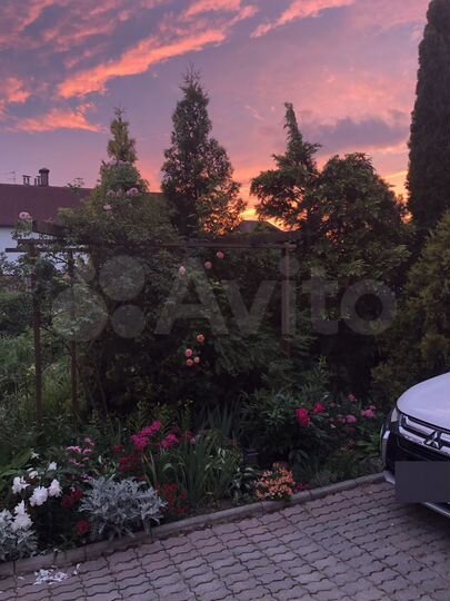 2-к. квартира, 58 м², 1/2 эт.