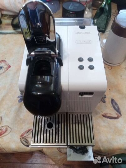Кофемашина delonghi nespresso