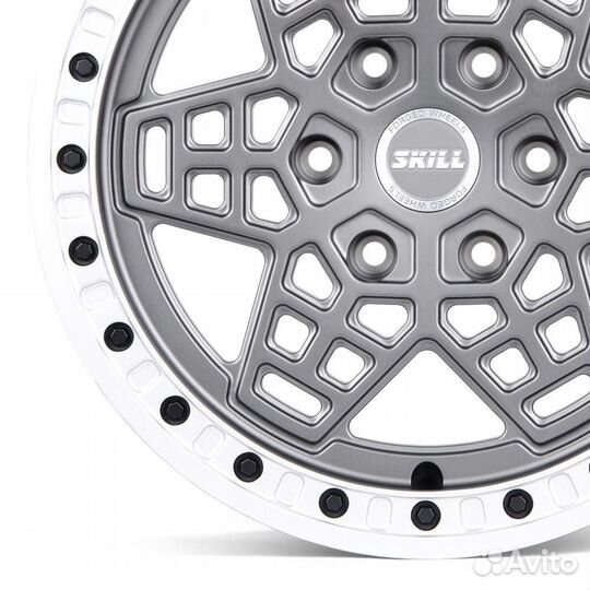 Кованые диски SB121 R18 на Toyota Tundra