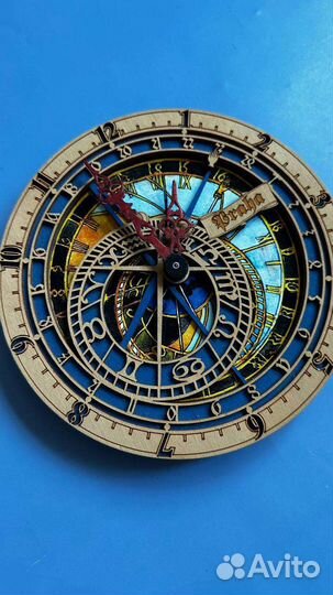 Часы из Праги настенные сувенирные
