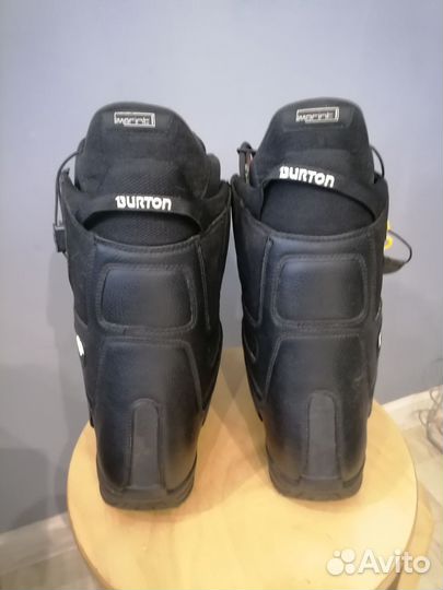 Сноубордические ботинки burton42,5