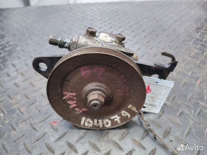 Насос гидроусилителя на Kia Sportage I (JA, K00)