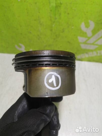 Поршень с шатуном Мерседес Бенз 163 М класс 98-04