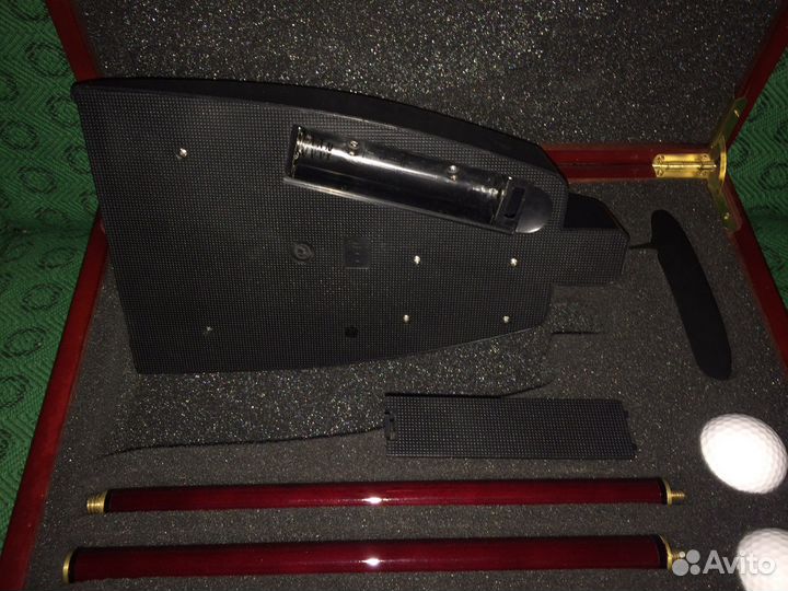 Подарочный мини гольф в деревянном кейсе