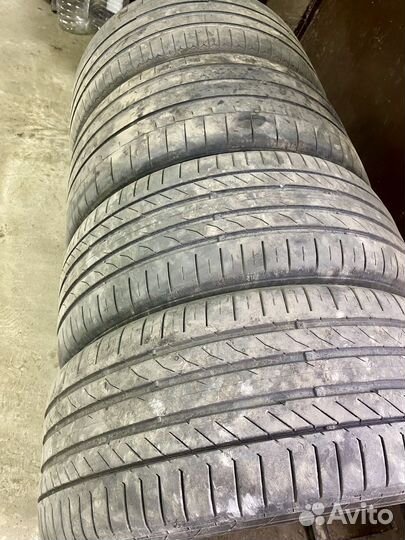 Continental ContiSportContact 5 235/40 R19 и 265/35 R19
