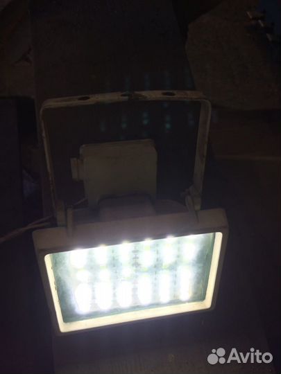 Фонарь б/у диодный