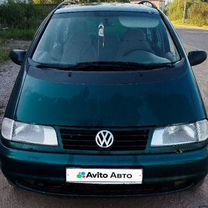 Volkswagen Sharan 2.8 MT, 1995, 370 000 км, с пробегом, цена 269 000 руб.