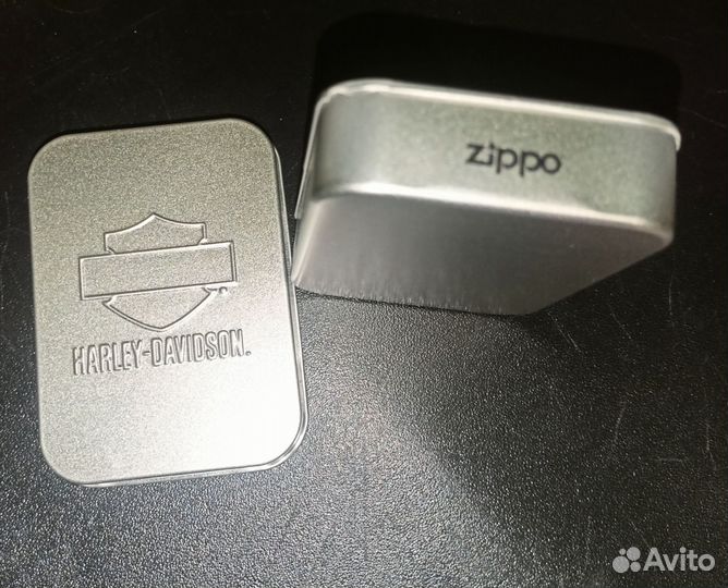 Металлическая коробка zippo