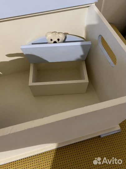 Ящик-стульчик для подарка