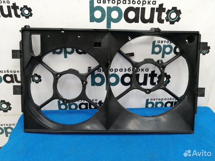 Диффузор кожух вентиляторов v 30 1360A041