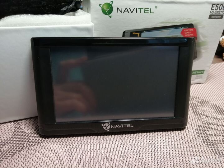 Навигатор Navitel E500 Magnetic