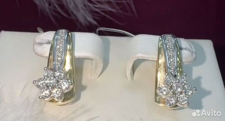 Золотые серьги с бриллиантами