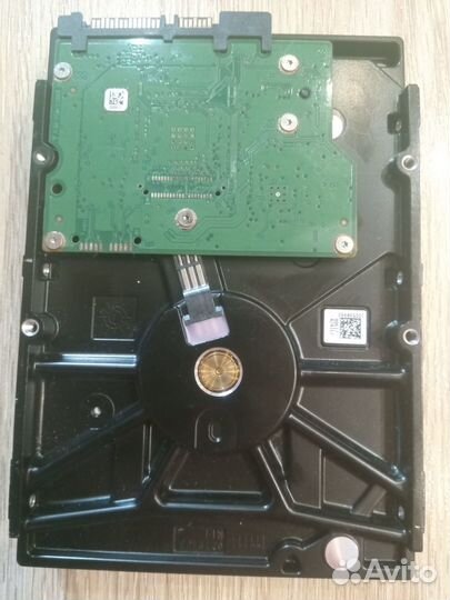 Жесткий диск Seagate Barracuda 1.5тб ST1500DL003
