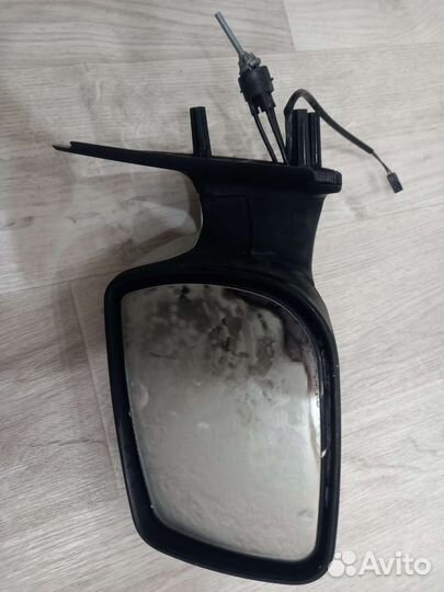 Зеркало на гранту